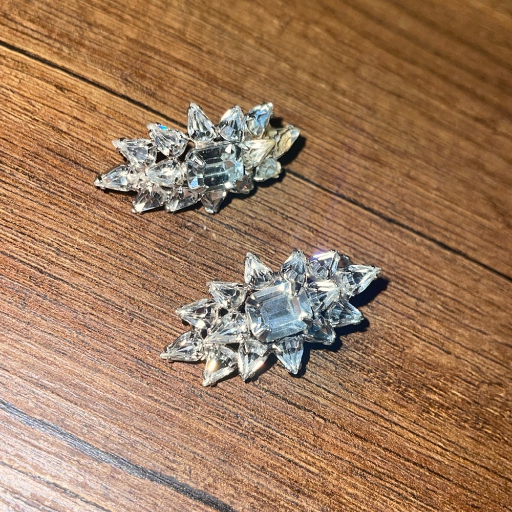 SOLD. Vintage Rhinestone Pair of 2 Dress Clips